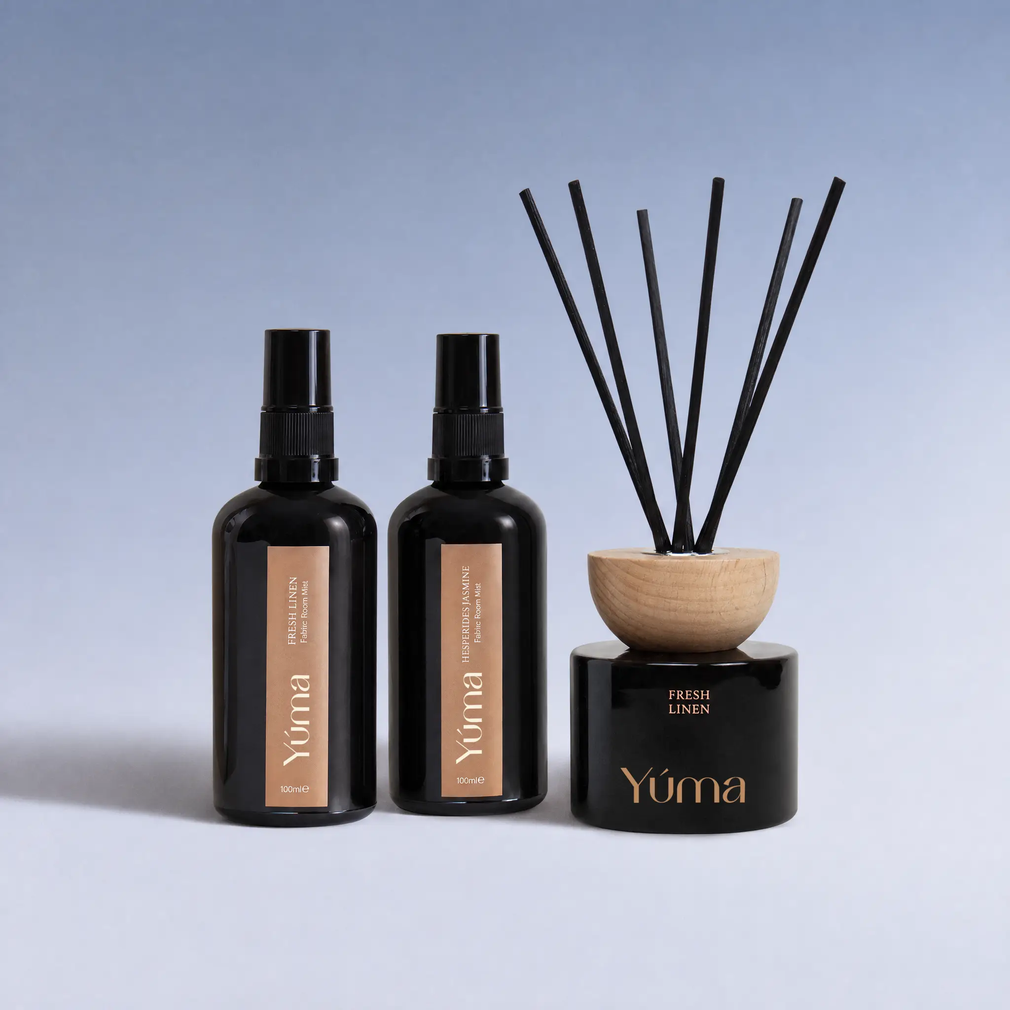 Σετ Yúma με reed diffuser Fresh Linen και fabric mists Fresh Linen και Hesperides Jasmine.