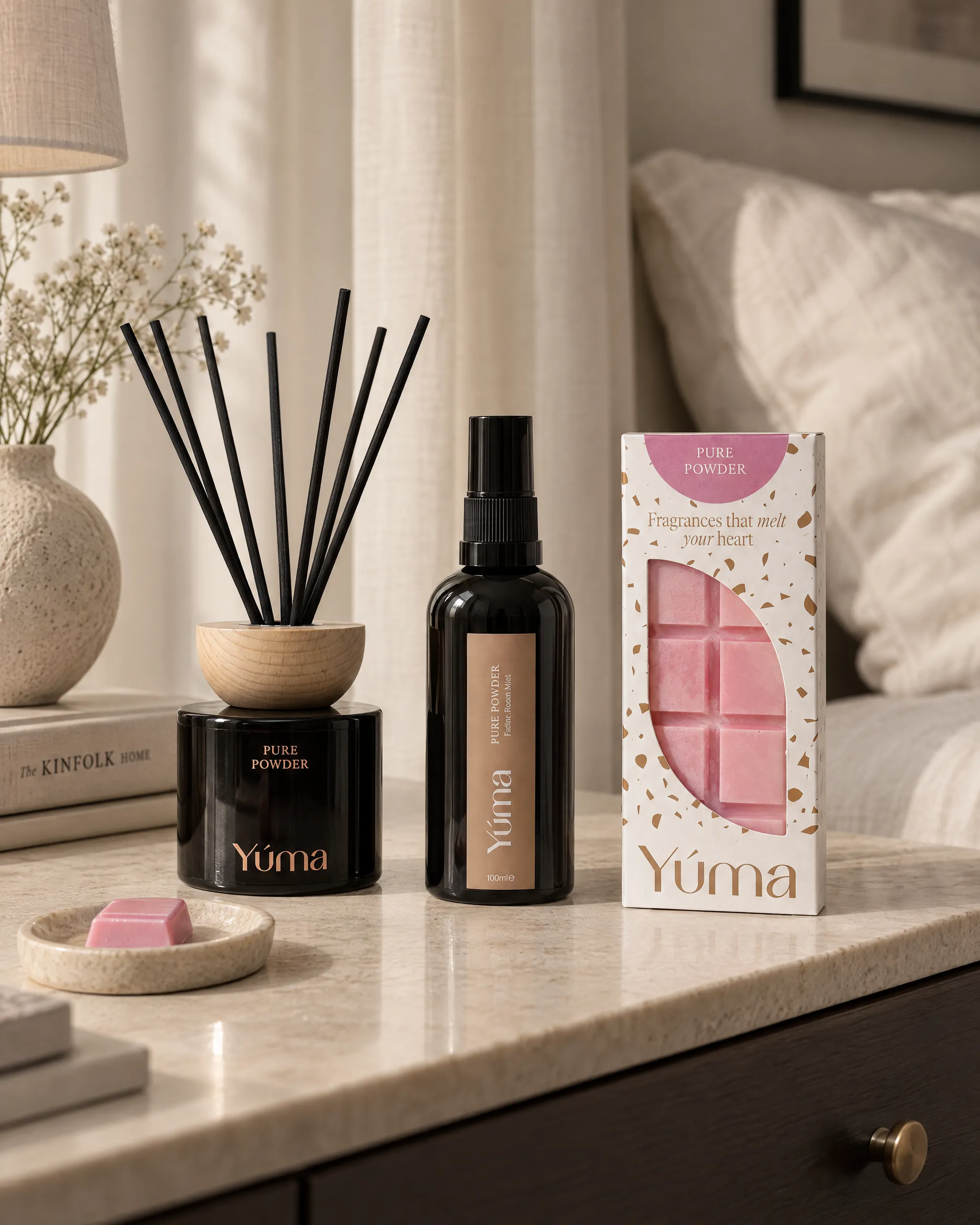 Bedroom Set της Yúma σε οικιακό περιβάλλον.